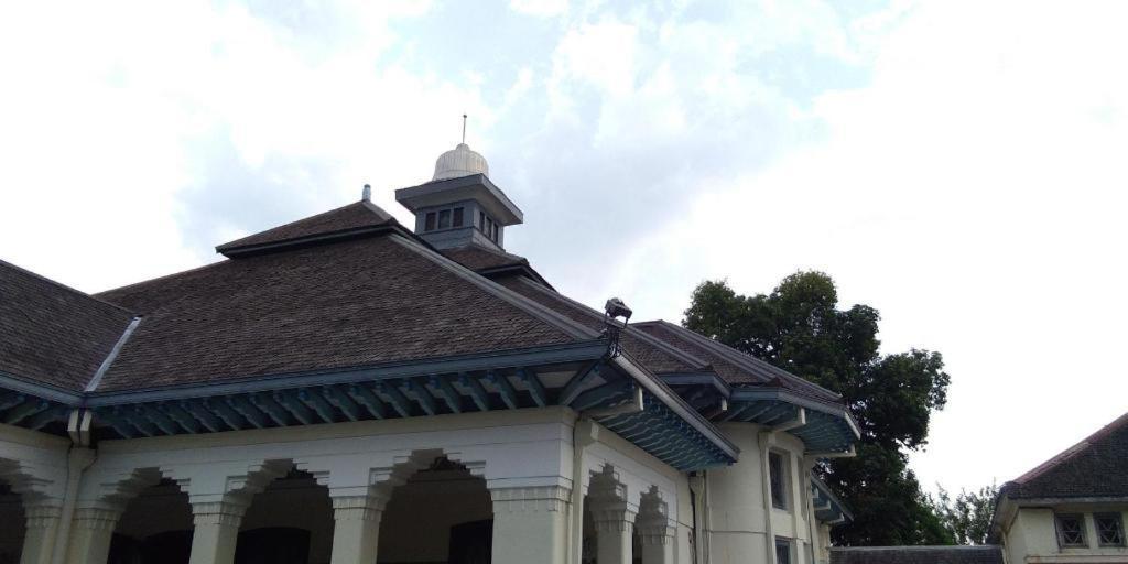 Zaen Syariah Surakarta (Solo)