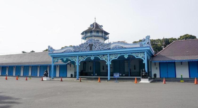 Hotel Zaen Syariah Surakarta (Solo)